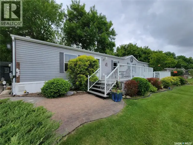Catherine Road acreage Katepwa Beach, Saskatchewan in Houses for Sale in Regina - Image 6