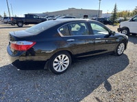 KBB.com 5-Year Cost to Own Awards. This Honda ACCORD boasts a 2.4 Liter engine powering this Variabl... (image 5)