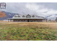 2338 HWY 3 Cawston, British Columbia