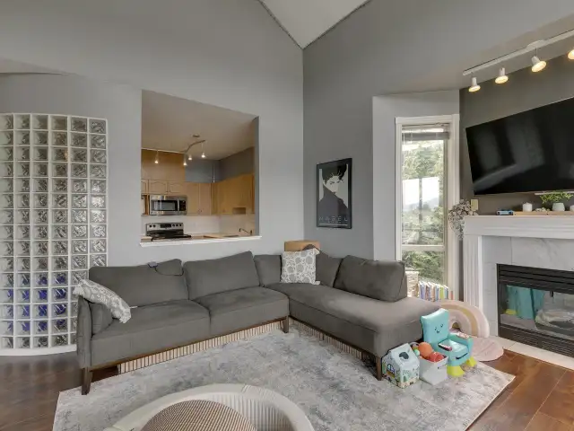 404 2585 WARE STREET Abbotsford, British Columbia in Condos for Sale in Abbotsford - Image 11