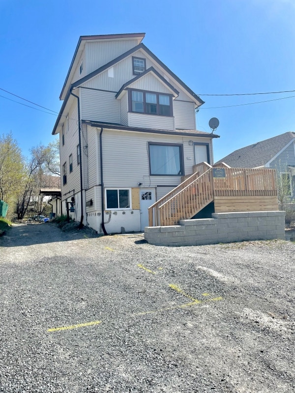 2455 HYLAND DR1 BED APT, AVAILABLE! VIEWINGS MON & WED! Long Term