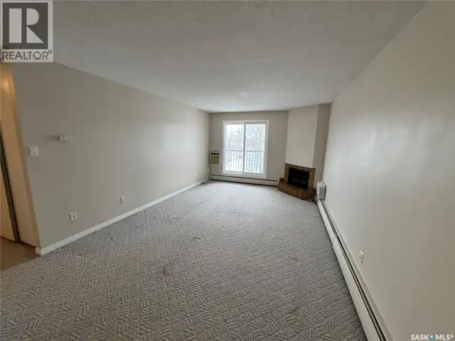 306 1808 EAGLESHAM AVENUE Weyburn, Saskatchewan in Condos for Sale in Regina - Image 4