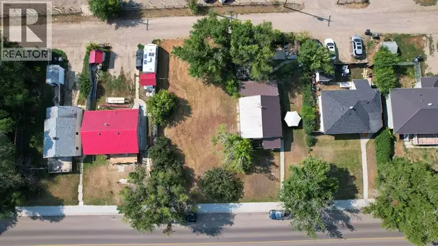 519 2 Avenue E Brooks, Alberta in Land for Sale in Medicine Hat - Image 9