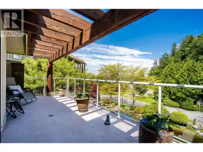 Rare opportunity to own a beautifully maintained 1-bedroom, 1-bathroom Top-floor corner/end home in...