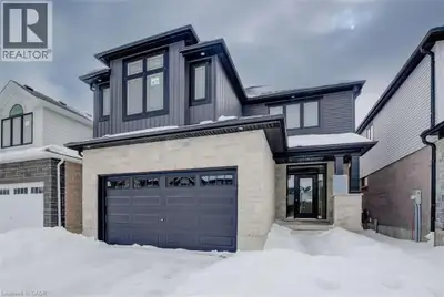 For more info on this property, please click the Brochure button.Advertised price: The applicable re...