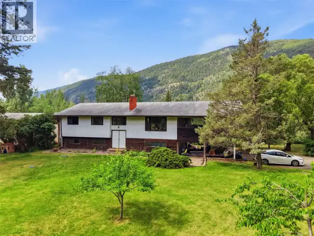 216 MCLURE FERRY Road McLure, British Columbia in Houses for Sale in Kamloops - Image 2
