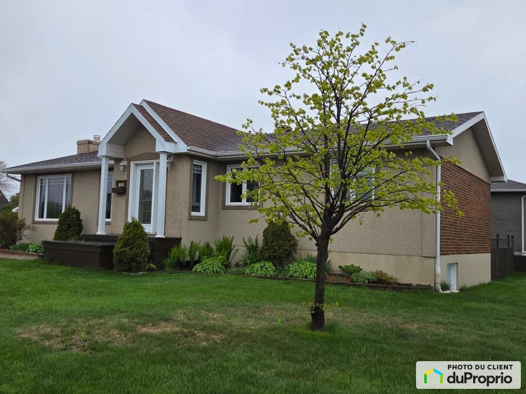 $425,000 - Bungalow for sale in Sept-Iles — photo 2