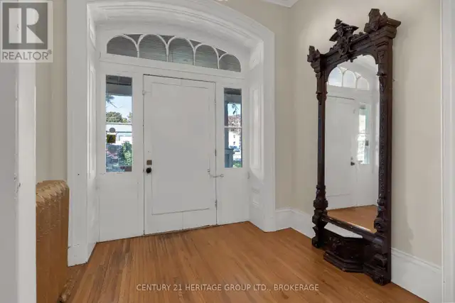 389 KING STREET Gananoque, Ontario in Houses for Sale in Kingston - Image 9