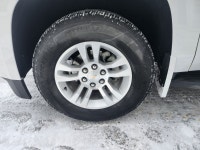 2017 CHEVROLET Tahoe Engine: 8 Cylinder Engine 5.3L/325CI L/100Km City: 15.2 L/100Km Hwy: 10.8 Safet... (image 7)