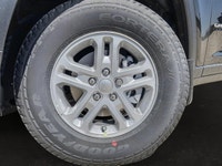 This Jeep Grand Cherokee has a strong 3.6 Liter engine powering this Automatic transmission. WHEELS:... (image 9)