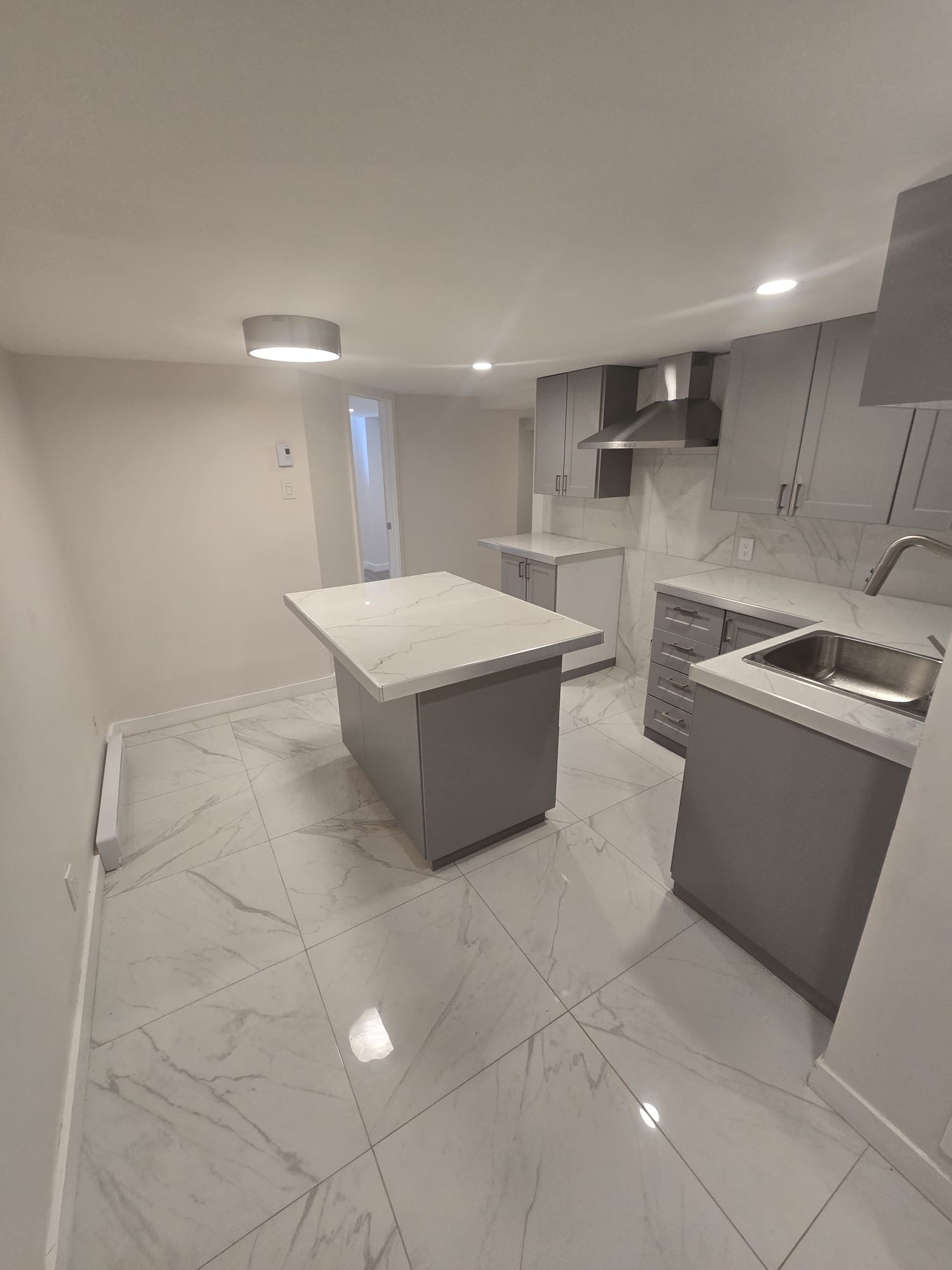 2191 Boul. Édouard Montpetit — photo 1