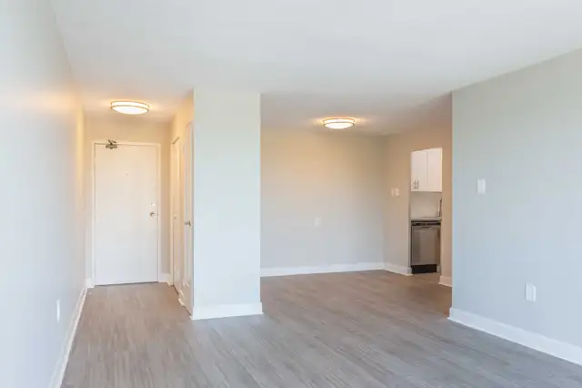 High Park Place Apartments - 2 Bedroom 1 Bathroom Apartment for  in Long Term Rentals in Sarnia - Image 8