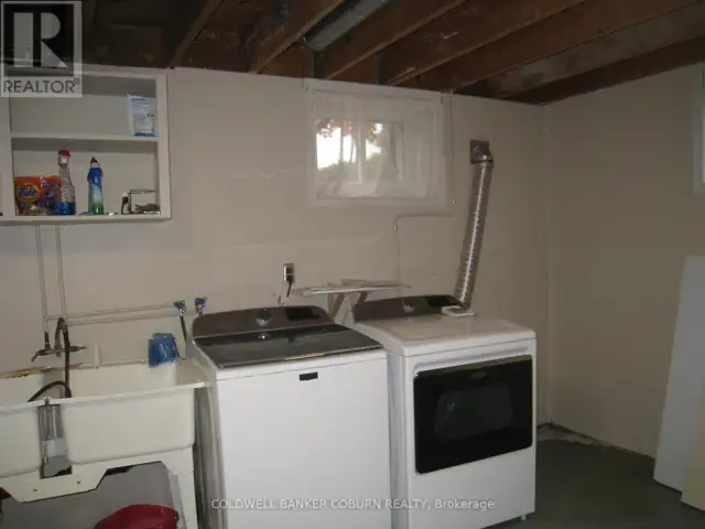 304 GEORGE STREET E North Grenville, Ontario in Long Term Rentals in Ottawa - Image 12