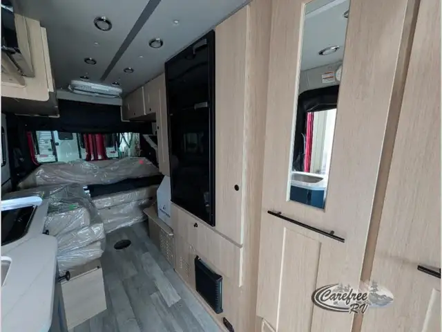 2026 Roadtrek Roadtrek PLAY PLUS SLUMBER in RVs & Motorhomes in Edmonton - Image 8