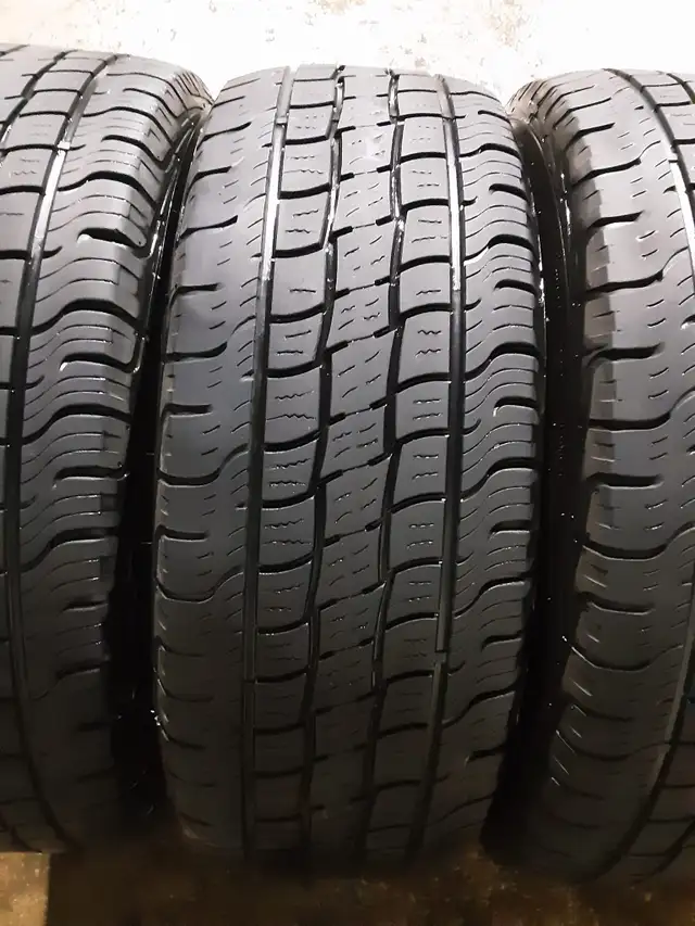 235 65 17 Motomaster Total Terrain - HYUNDAI SANTA FE OEM RIMS | Tires ...