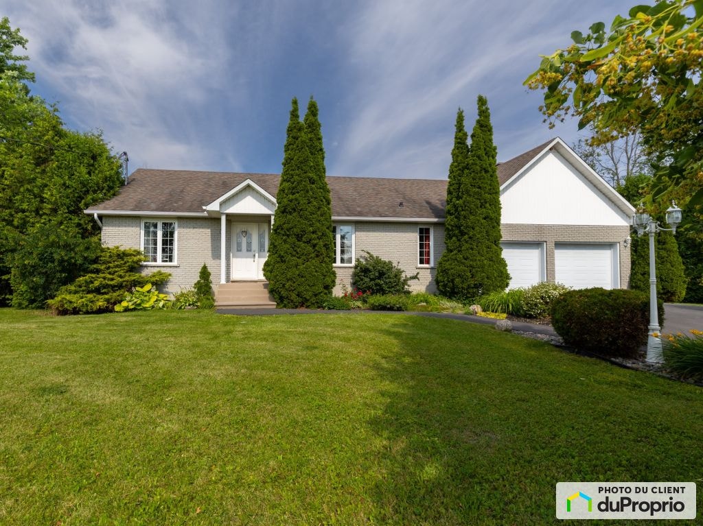 $998,000 - Bungalow for sale in St-Jean-sur-Richelieu (L'Acadie) — photo 3
