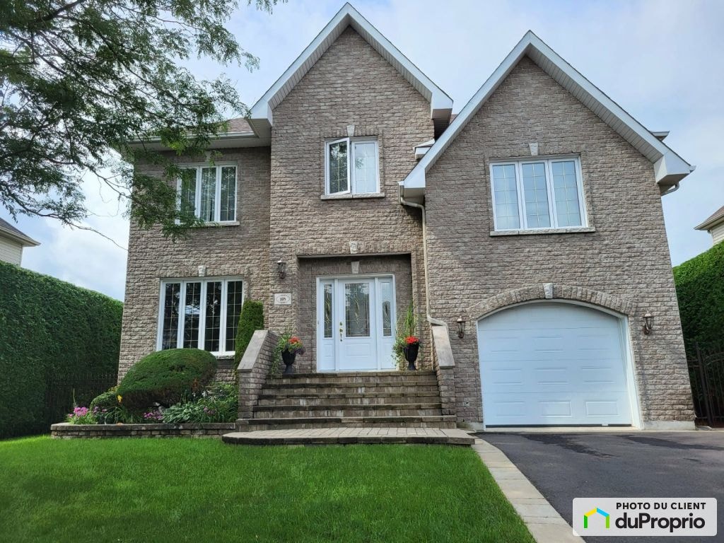 $997,000 - 2 Storey for sale in St-Basile-Le-Grand — photo 2