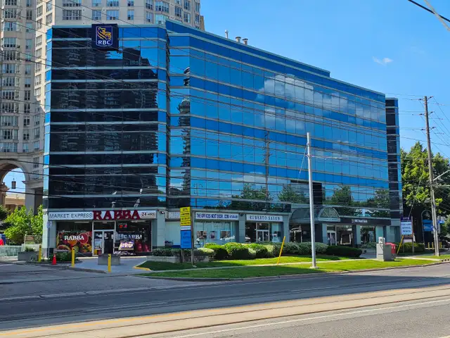 $1200/mo – Spacious Office Space for Lease - Lake Shore Blvd W