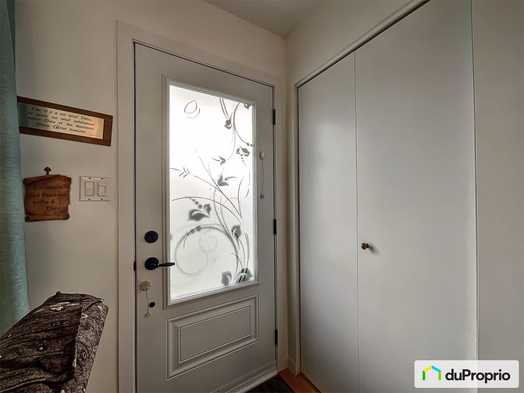 $365,000 - Bungalow for sale in Ste-Geneviève-De-Berthier — photo 2
