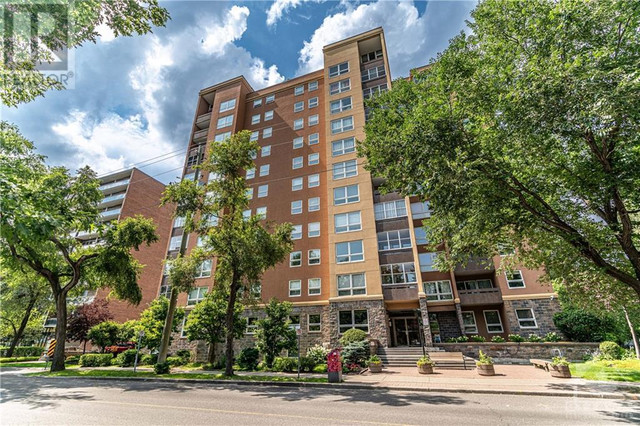 373 LAURIER AVENUE E UNIT#301 Ottawa, Ontario in Condos for Sale in Ottawa