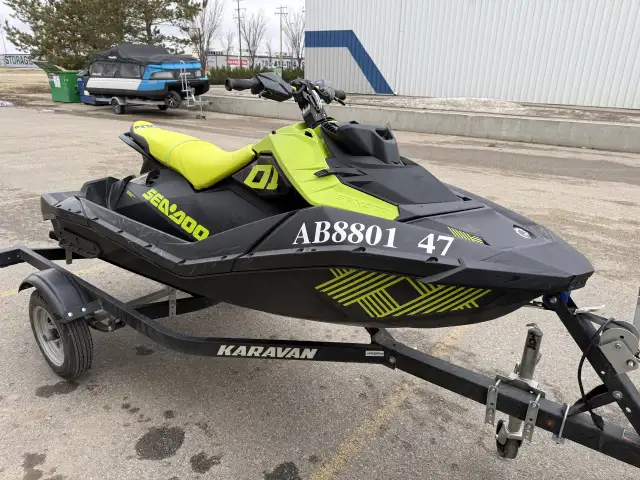 2023 SEADOO SPARK TRIXX 3UP (FINANCING AVAILABLE) in Personal Watercraft in Strathcona County - Image 9