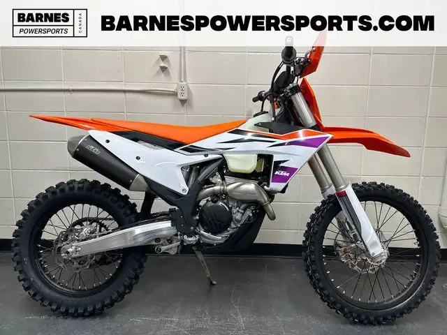 2024 KTM 250 XC-F in Dirt Bikes & Motocross in Calgary - Image 2