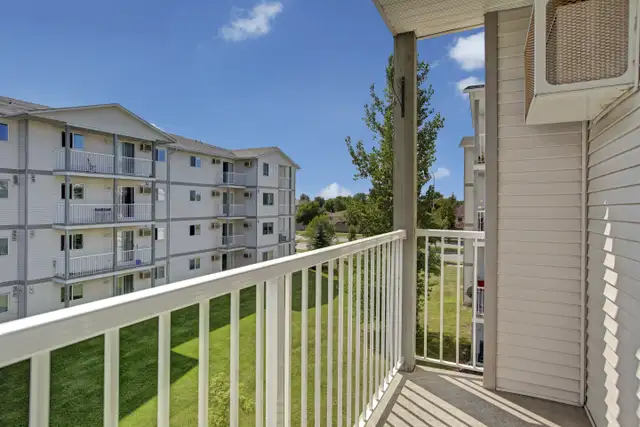 2 Bed x 1 Bath Apartment for Rent on Leila Avenue | $1505.00 in Long Term Rentals in Winnipeg - Image 14