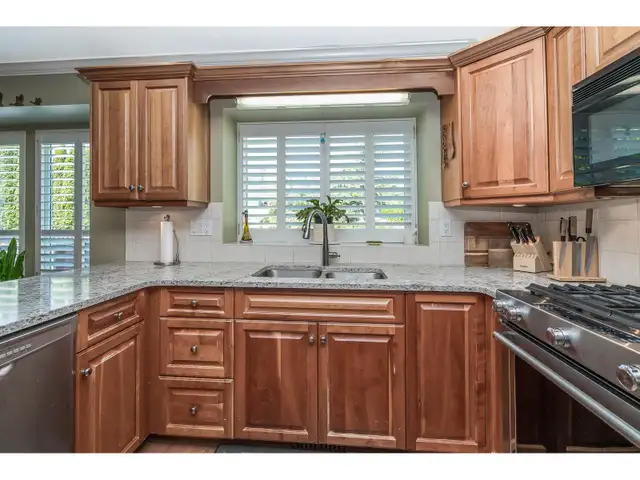 15475 KILMORE COURT Surrey, British Columbia in Houses for Sale in Delta/Surrey/Langley - Image 19