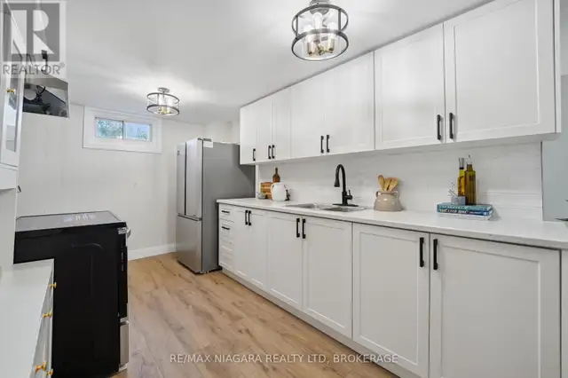 21 BROOKDALE AVENUE St. Catharines (Oakdale), Ontario in Houses for Sale in St. Catharines - Image 20