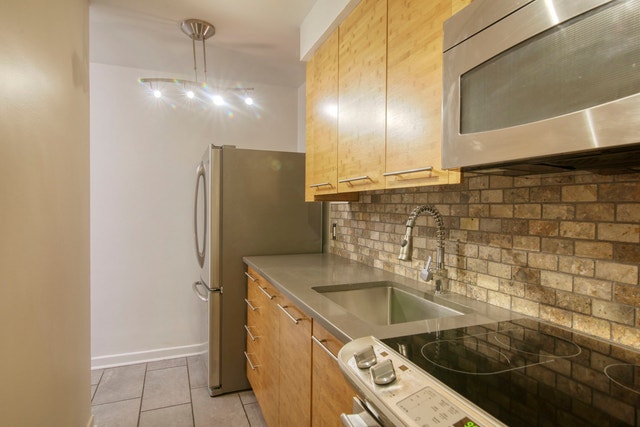3460 Rue Durocher — photo 1