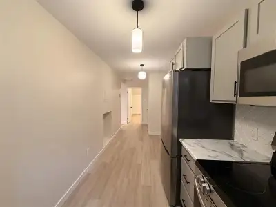 Brand New Renovation 2-Bedroom Apartment Available Now! Step into your beautifully renovated 2-bedro...