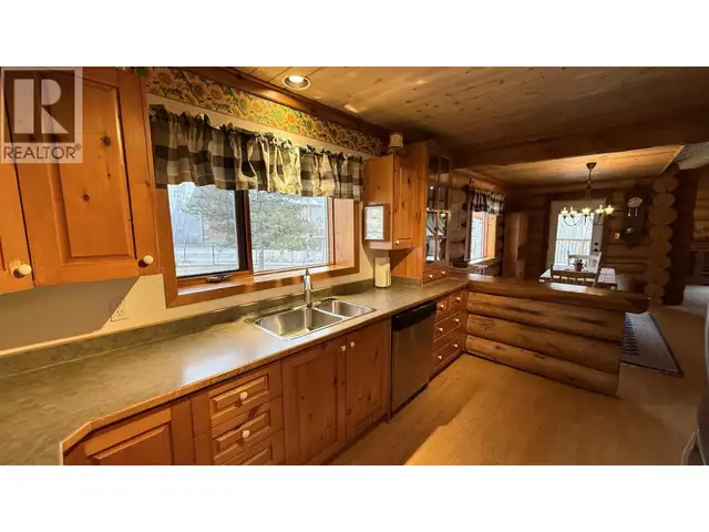 4730 KITWANGA PLACE 108 Mile Ranch, British Columbia in Houses for Sale in 100 Mile House - Image 8