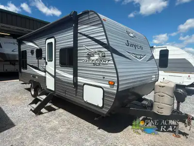 Jayco Jay Flight SLX 8 travel trailer 212QB highlights: Large Windows Booth Dinette Fully Featured K...