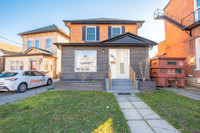 **BEAUTIFUL** 4 BEDROOM+ DEN DETATCHED HOUSE IN ST. CATHARINES!!