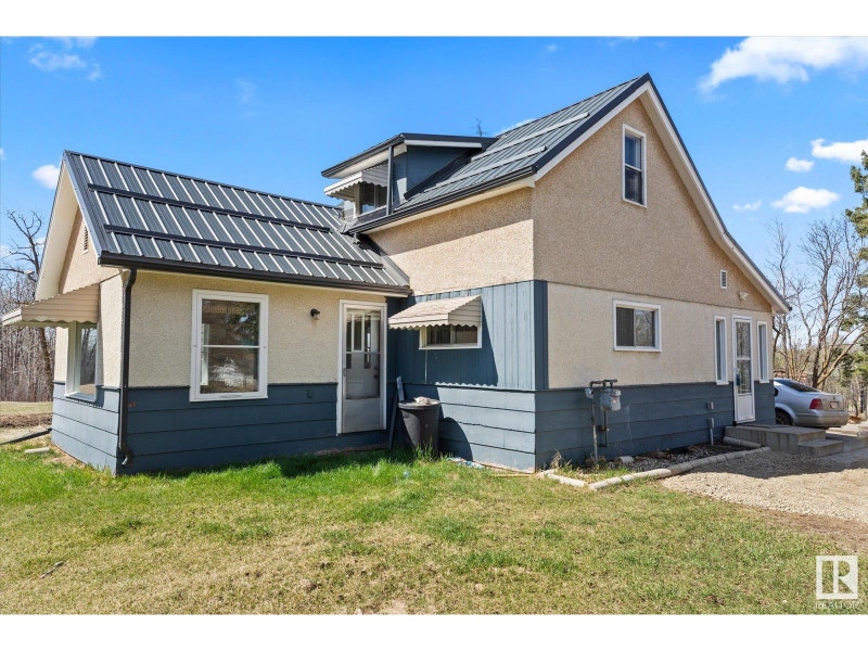 1318 TWP RD 522 Rural Parkland County, Alberta Houses for Sale St