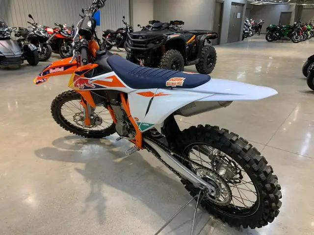 2018 KTM 450 SX-F Factory Edition factory replica 450SXF in Dirt Bikes & Motocross in Guelph - Image 6