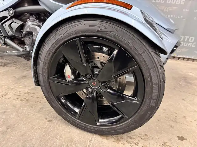 2021 Can-Am Spyder F3 Limited in Sport Touring in Drummondville - Image 6