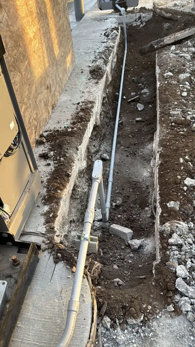 Concrete  slabs and Asphalt cutting & removal in Brick, Masonry & Concrete in Calgary - Image 8