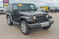 KBB.com Best Resale Value Awards. This Jeep Wrangler has a trusty Gas V6 3.6L/220 engine powering th... (image 6)