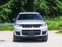 Memory Seat - Heated Seats - Heated Steering Wheel - Power Liftgate - 4x4 drivetrain for all-weather... (image 4)