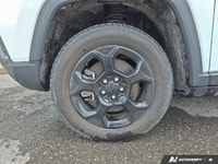 *CLEAN CARFAX, APPLE CAR PLAY, ANDROID AUTO, HEATED STEERING WHEEL, HEATED SEATS..* Featuring a 10.1... (image 9)