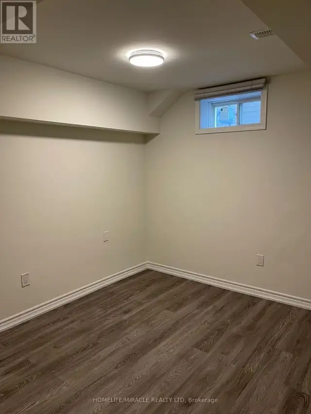 BASEMENT - 1487 CHRETIEN STREET E Milton (FO Ford), Ontario in Long Term Rentals in Oakville / Halton Region - Image 12