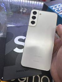 Samsung S22 PLUS 5G 256GB - Unlocked with 1 year Warranty