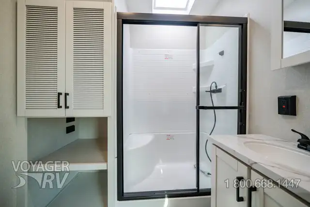 2026 Jayco Jay Flight 401FLTS Bungalow in Travel Trailers & Campers in Kelowna - Image 15
