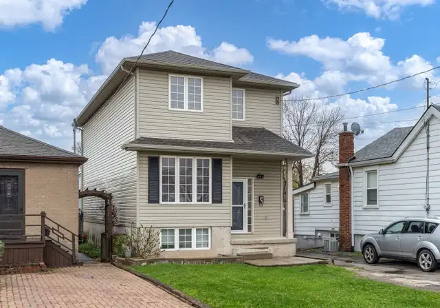 Solid & Affordable Modern 2 Storey House