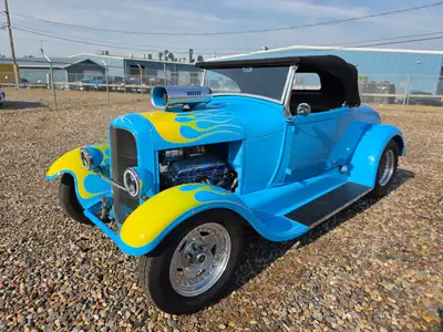 1929 Ford Model A roadster hot rod. Very cool build with a great color combo. Oler restoration, but...