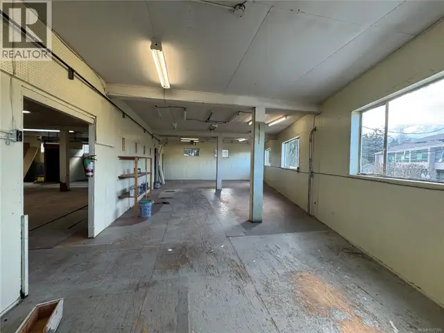 451 Albert St Nanaimo, British Columbia in Commercial & Office Space for Rent in Nanaimo - Image 6