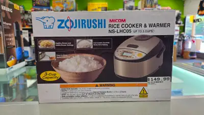 Zojirushi Rice Cooker & Warmer NS-LHC05 - BRAND NEW, View more