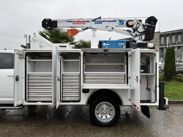 2024 Ram 5500 Heavy Duty Laramie 4x4 Crew Cab Cummins Service Tr in Heavy Trucks in Regina - Image 14