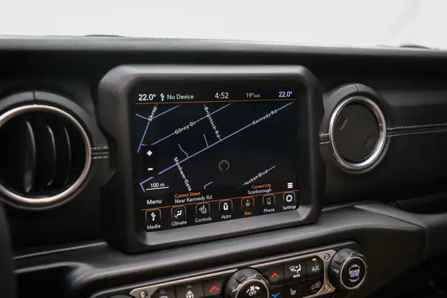 2020 Jeep Wrangler Unlimited SAHARA 4X4 DIESEL|1OWNR|NOACCDNT|PO in Cars & Trucks in City of Toronto - Image 25